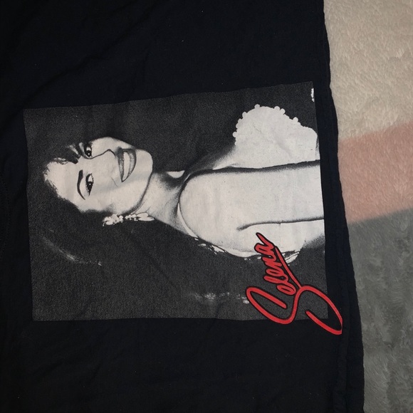 SELENA TOP ! - Picture 3 of 4